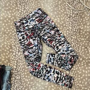 Lululemon full-length fun colorful leggings, size 6